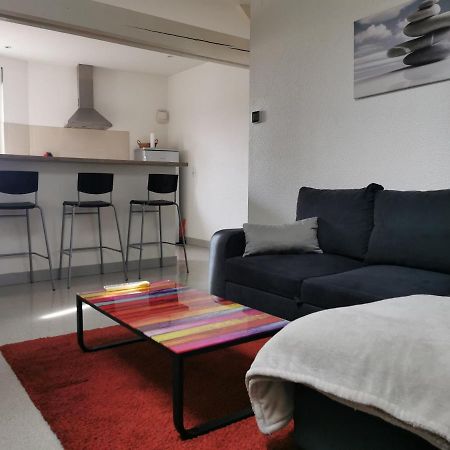 Appartement A 2 Minutes Du Centre Ville Avec Climatisation Périgueux Esterno foto
